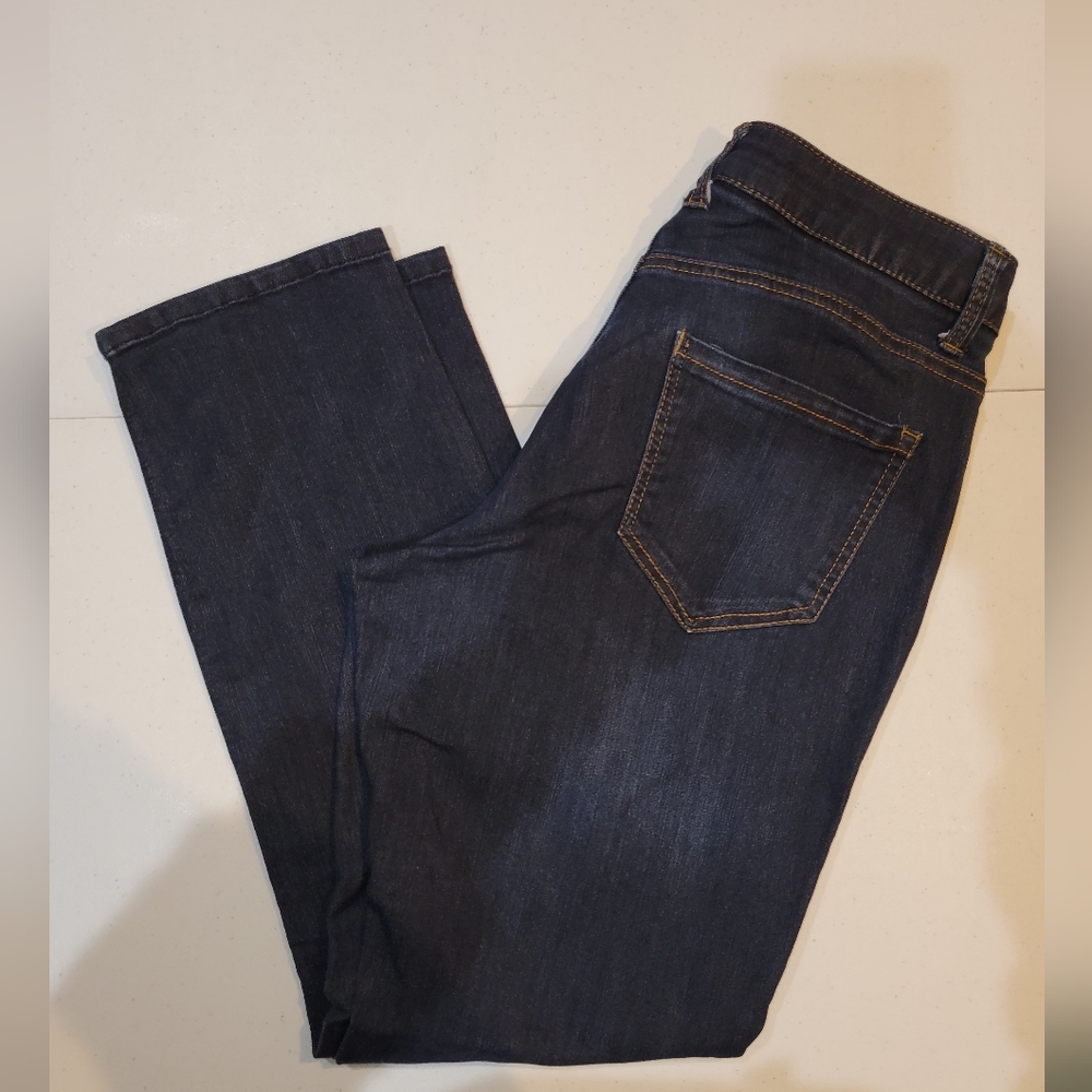 Christopher & Banks. 6 petite.  Like New!  Dark stonewash.
